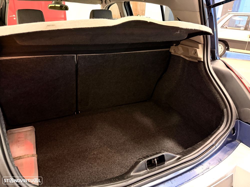 Renault Mégane 1.5 dCi Dynamique Luxe - 9