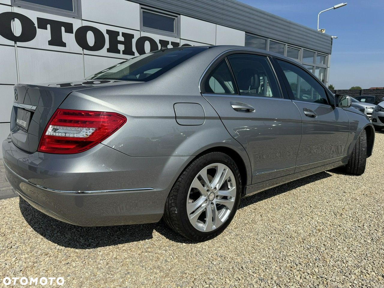 Mercedes-Benz Klasa C 180 BlueEFFICIENCY Avantgarde - 3