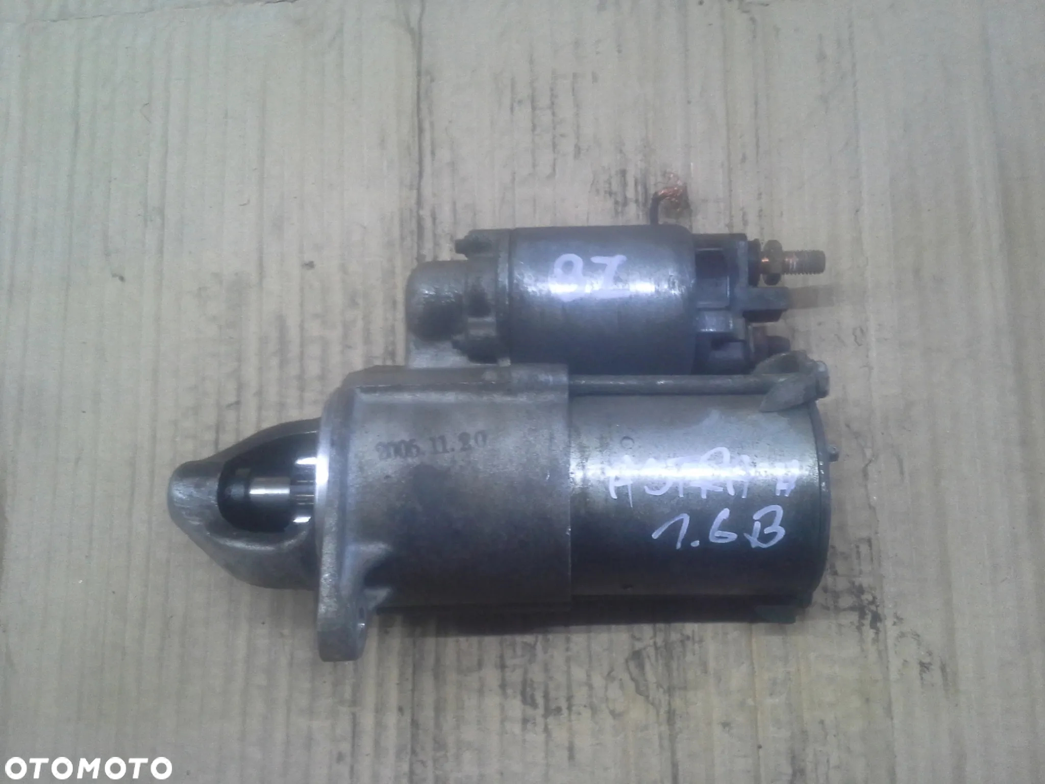 Opel Astra H III1.6 16V rozrusznik FGP 55556092 - 4
