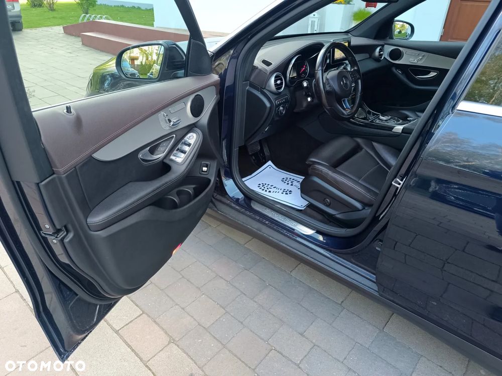 Mercedes-Benz GLC 350 e 4Matic 7G-TRONIC - 24