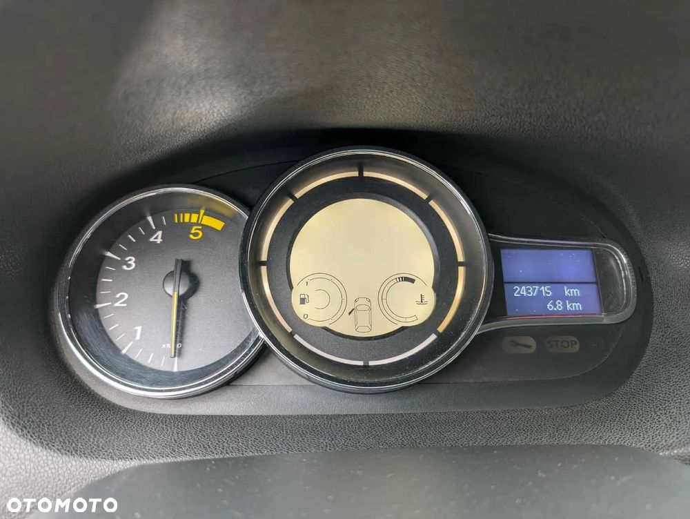 Renault Megane 1.5 Blue dCi Life - 12