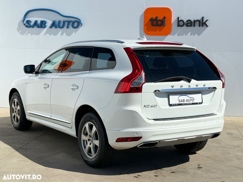 Volvo XC 60 D4 Geartronic Momentum - 15