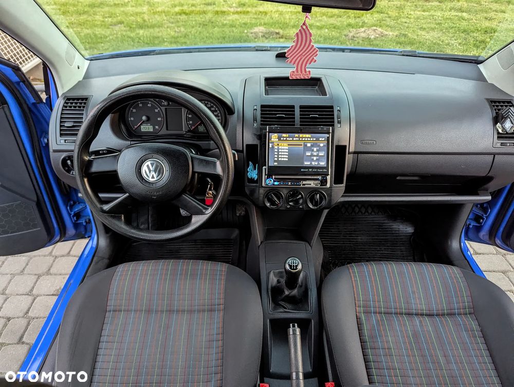 Volkswagen Polo 1.2 Comfortline - 24