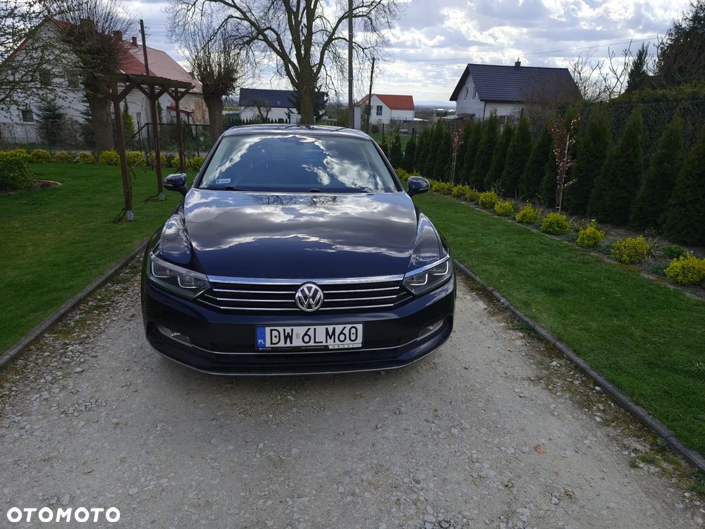 Volkswagen Passat 1.6 TDI SCR DSG Business - 5