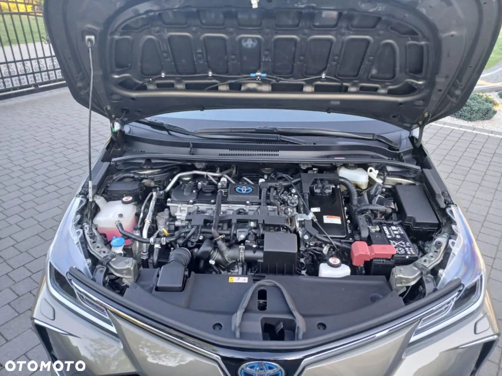 Toyota Corolla 1.8 Hybrid Executive - 8