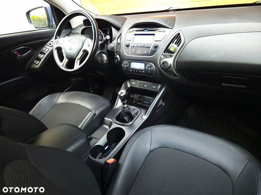Hyundai ix35 1.6 2WD blue Style - 30