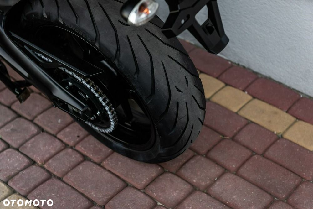 Yamaha MT - 9