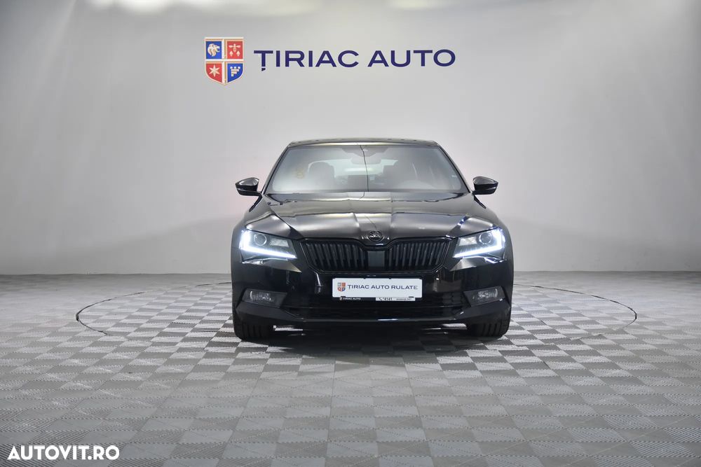Skoda Superb 2.0 TDI DSG Sportline - 9