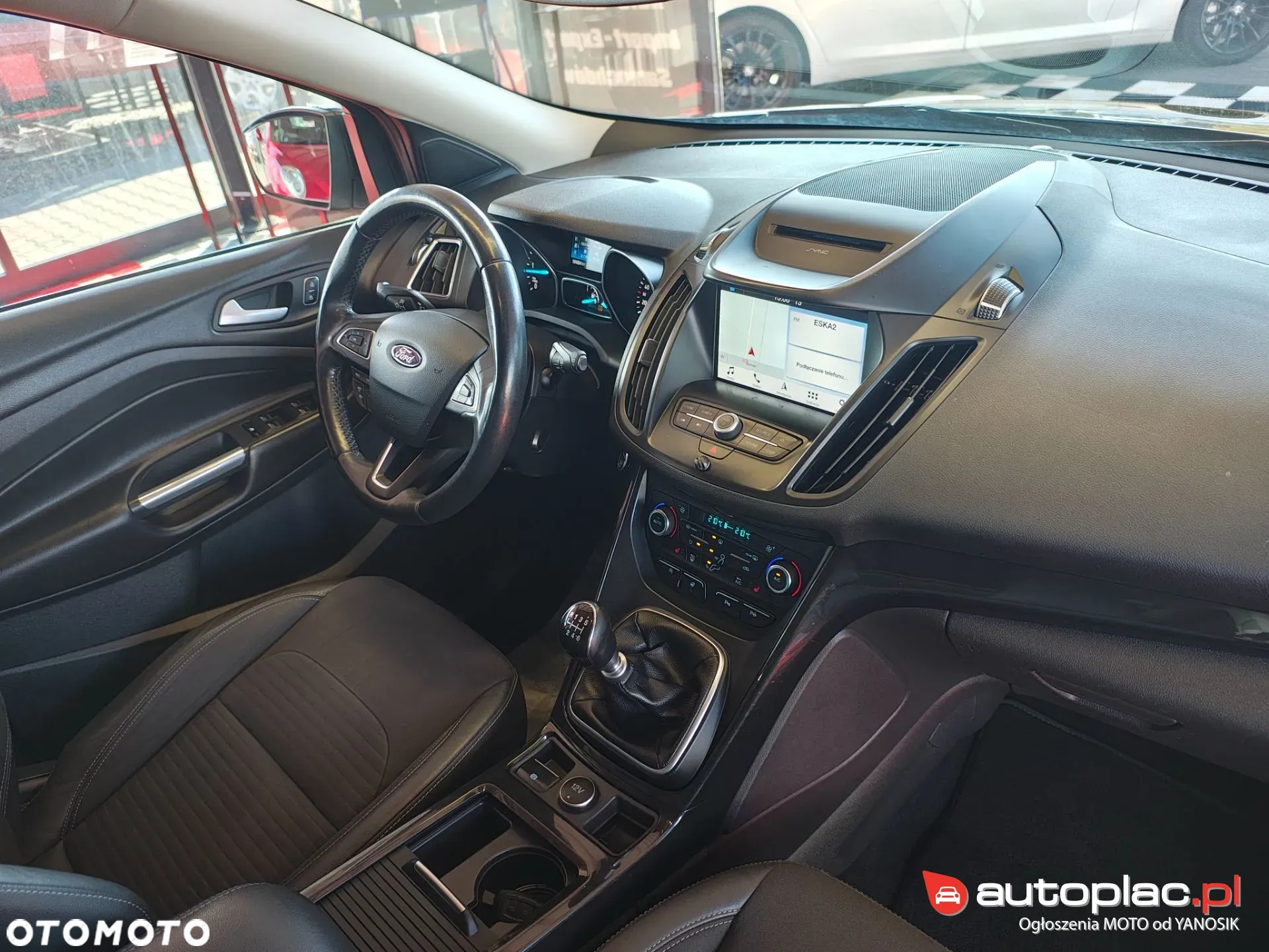 Ford Kuga 2.0 TDCi 4x4 Business Edition - 31