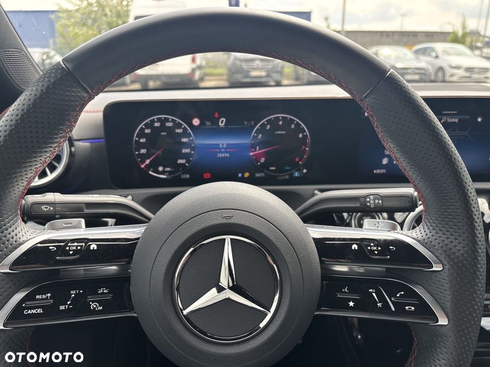 Mercedes-Benz CLA 200 4-Matic AMG Line 8G-DCT - 15