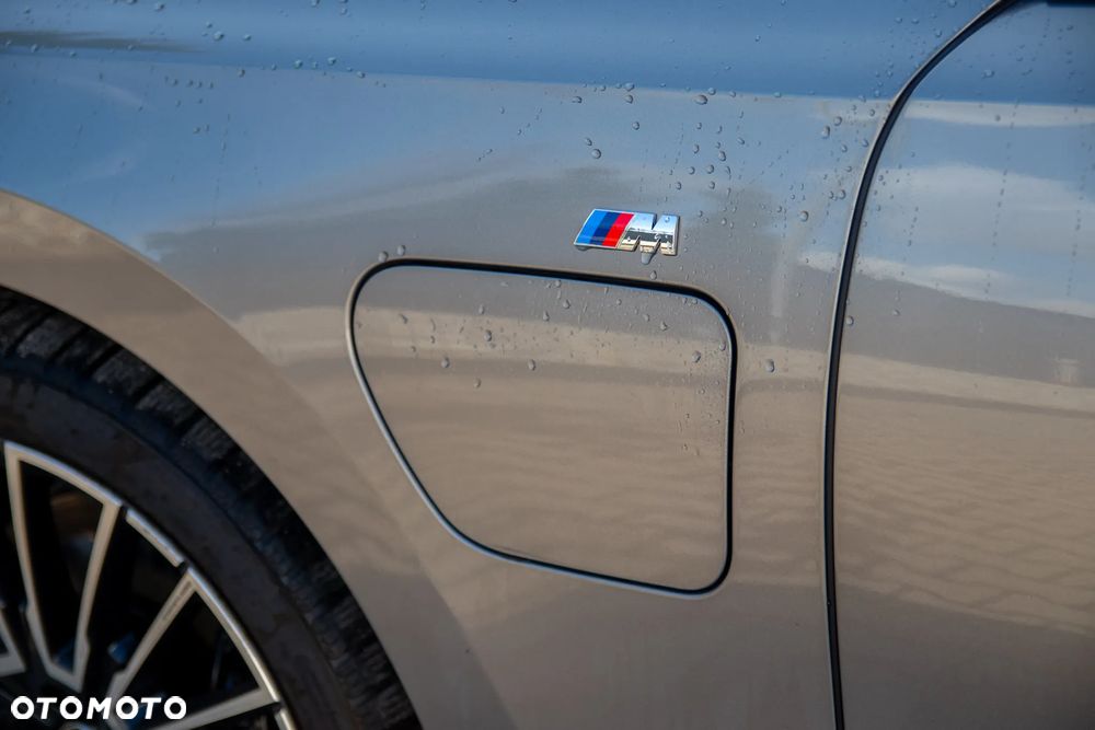BMW Seria 7 - 10