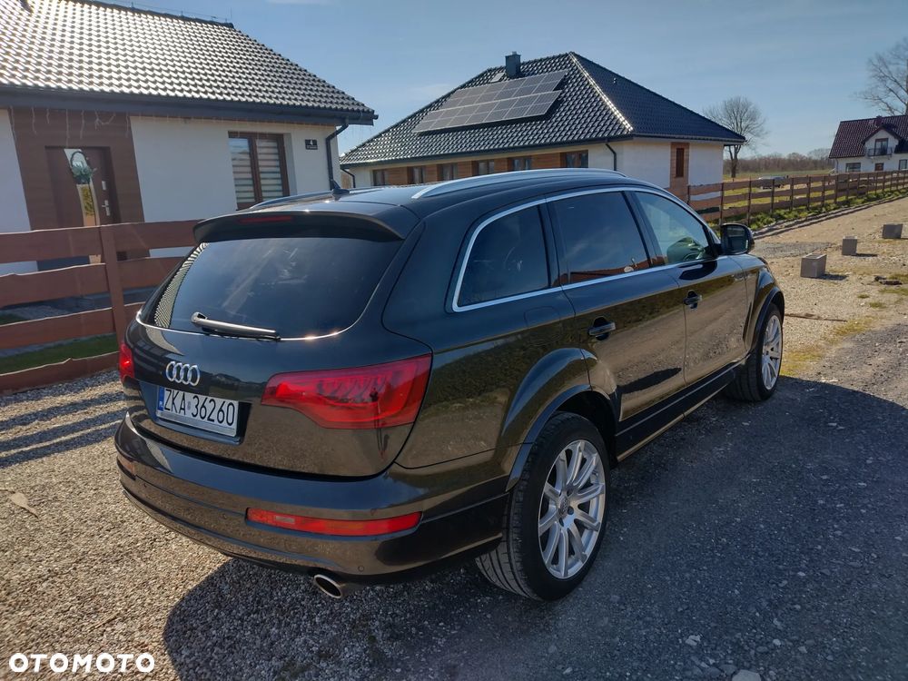 Audi Q7 - 6