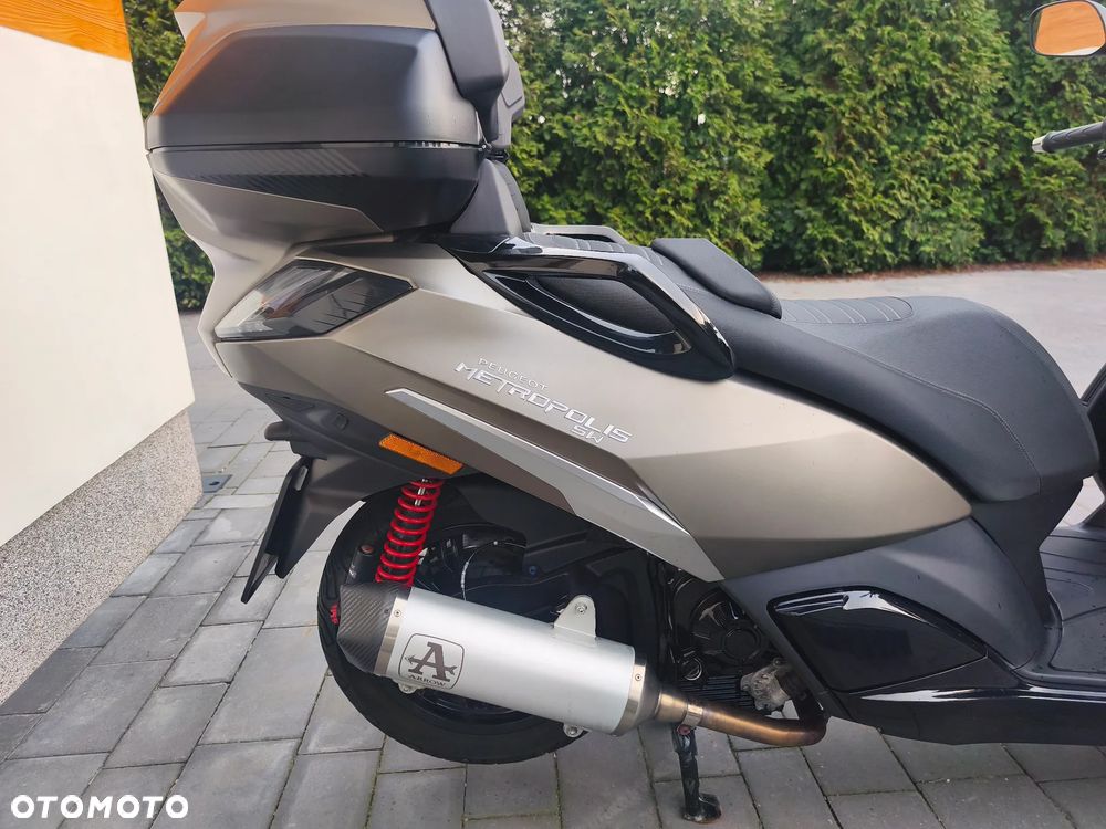 Peugeot Metropolis - 15