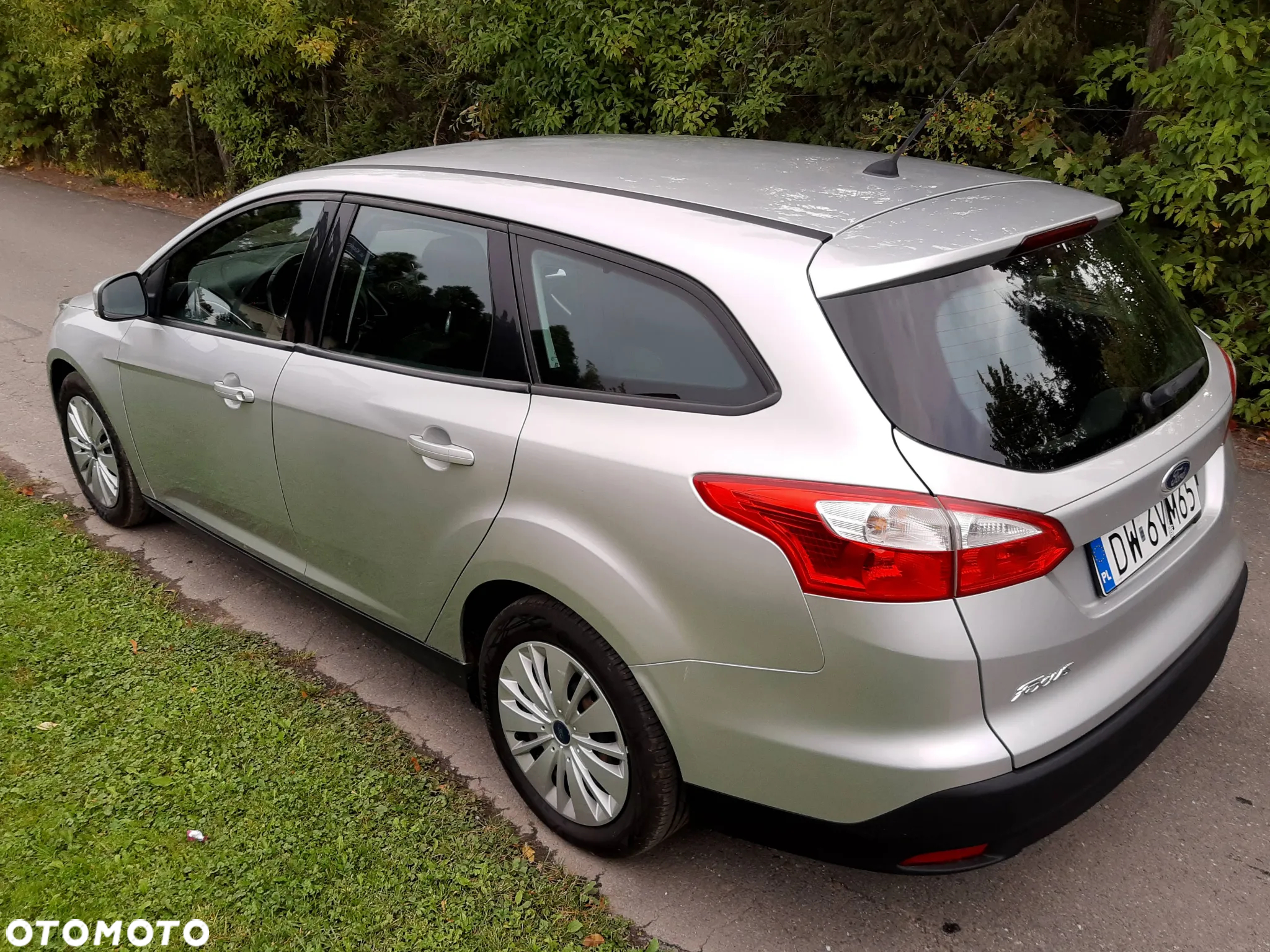 Ford Focus Turnier 1.0 EcoBoost Start-Stopp-System TREND - 8