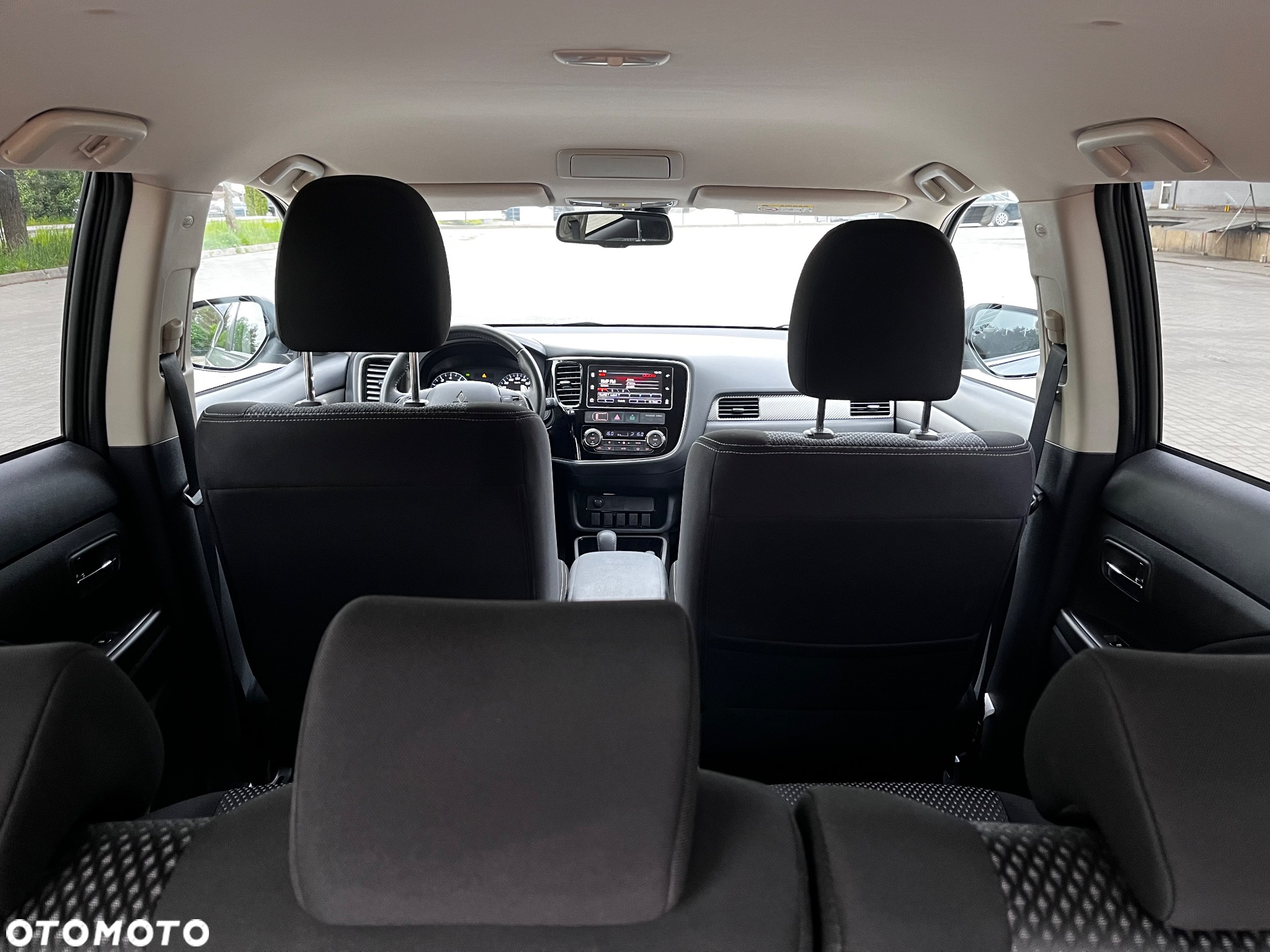 Mitsubishi Outlander 2.0 Intense 2WD CVT - 8