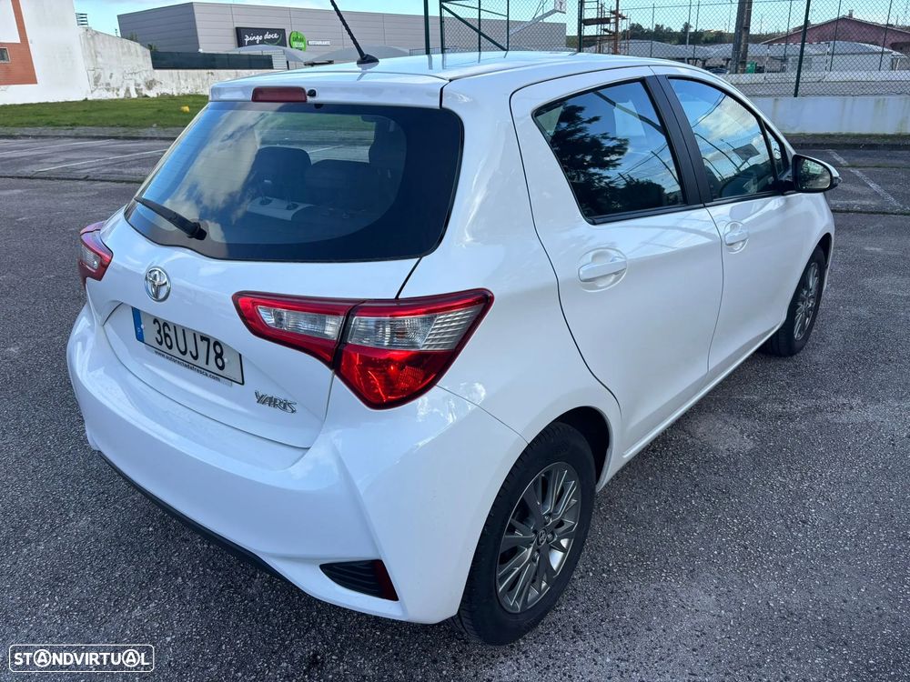 Toyota Yaris 1.0 VVT-i Comfort +PS Style+P.Techno - 6