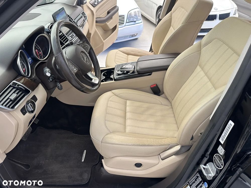 Mercedes-Benz GLE 400 4Matic 7G-TRONIC Exclusive - 7