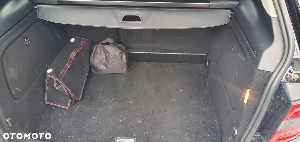 Mercedes-Benz Klasa B 200 CDI DPF Autotronic - 21