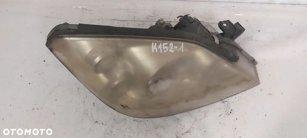 .  PRZOD PRZEDNIA LAMPA PRAWA NISSAN PRIMERA P12 - 2