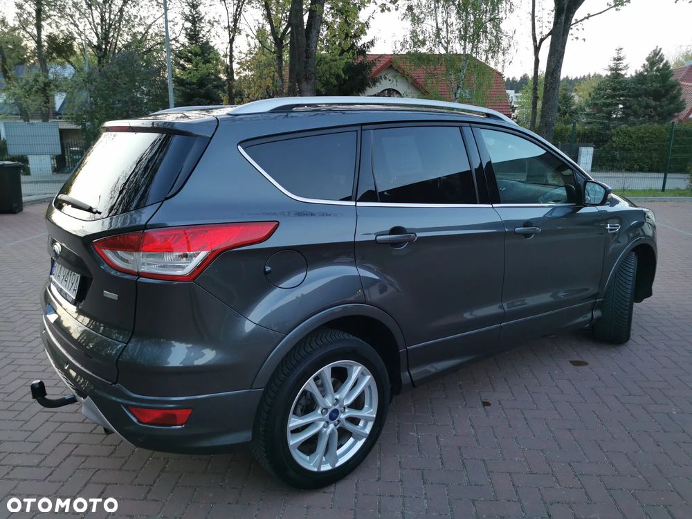 Ford Kuga 1.5 EcoBoost 2x4 Titanium - 13