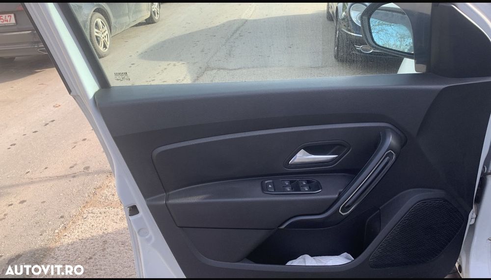 Dacia Duster TCe 100 Comfort - 11