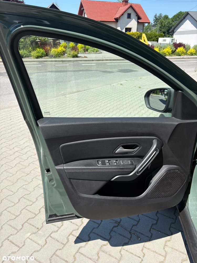 Dacia Duster 1.3 TCe Journey 4WD - 28