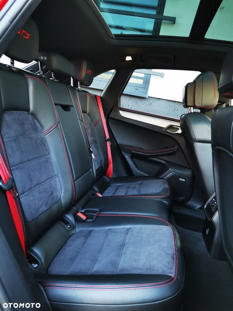 Porsche Macan - 8