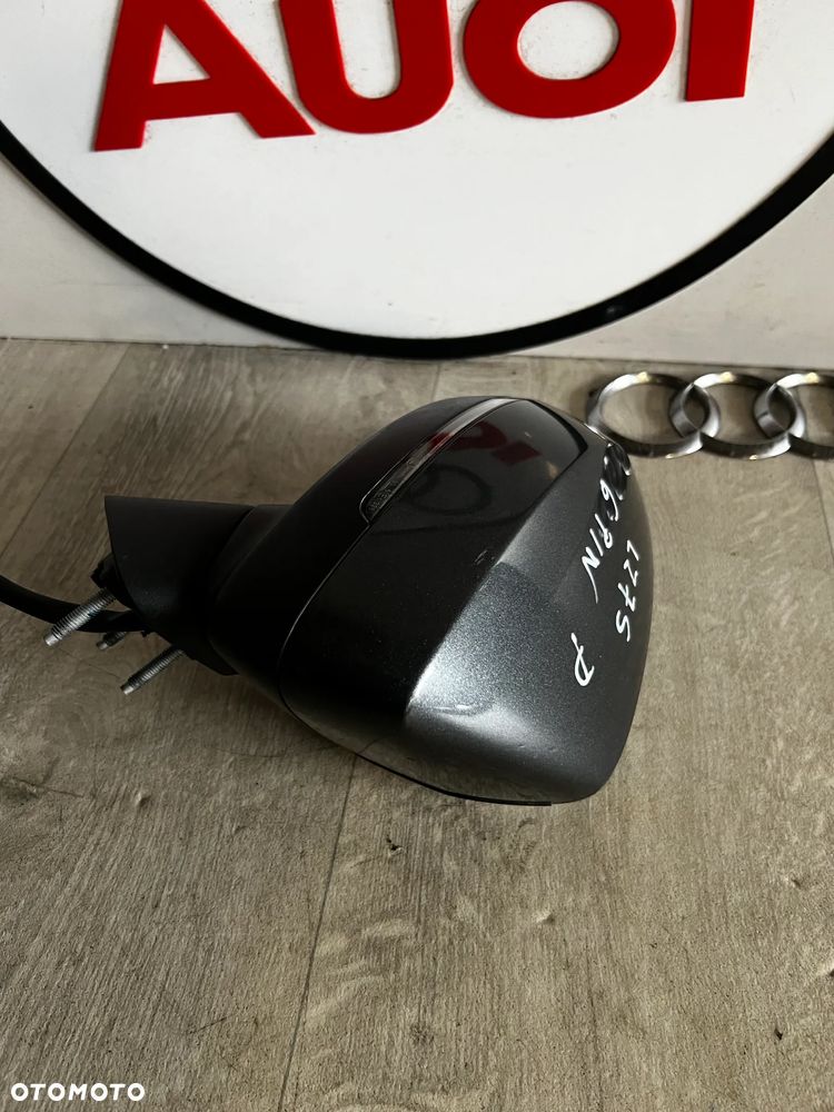 LUSTERKO PRAWE KOMPLETNE audi a3 8v 8 PIN LY9T 6 PIN LZ7S - 6