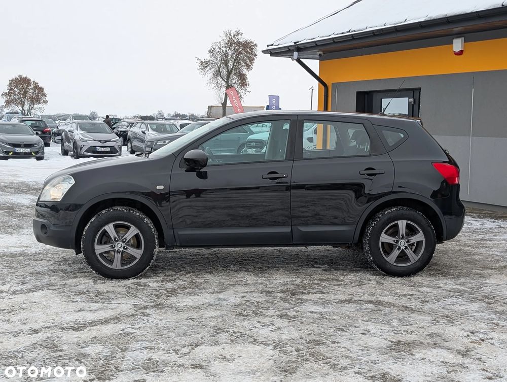 Nissan Qashqai 1.6 visia - 10