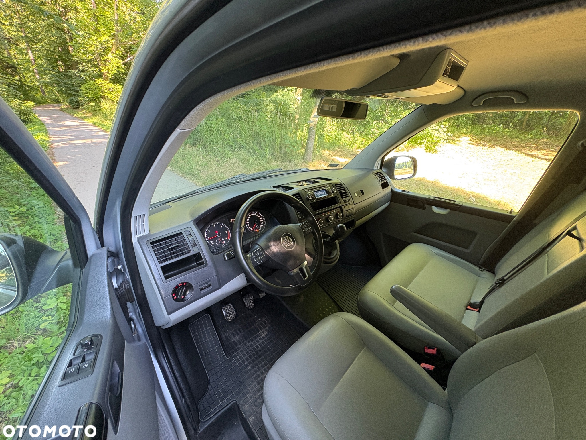 Volkswagen Transporter - 9