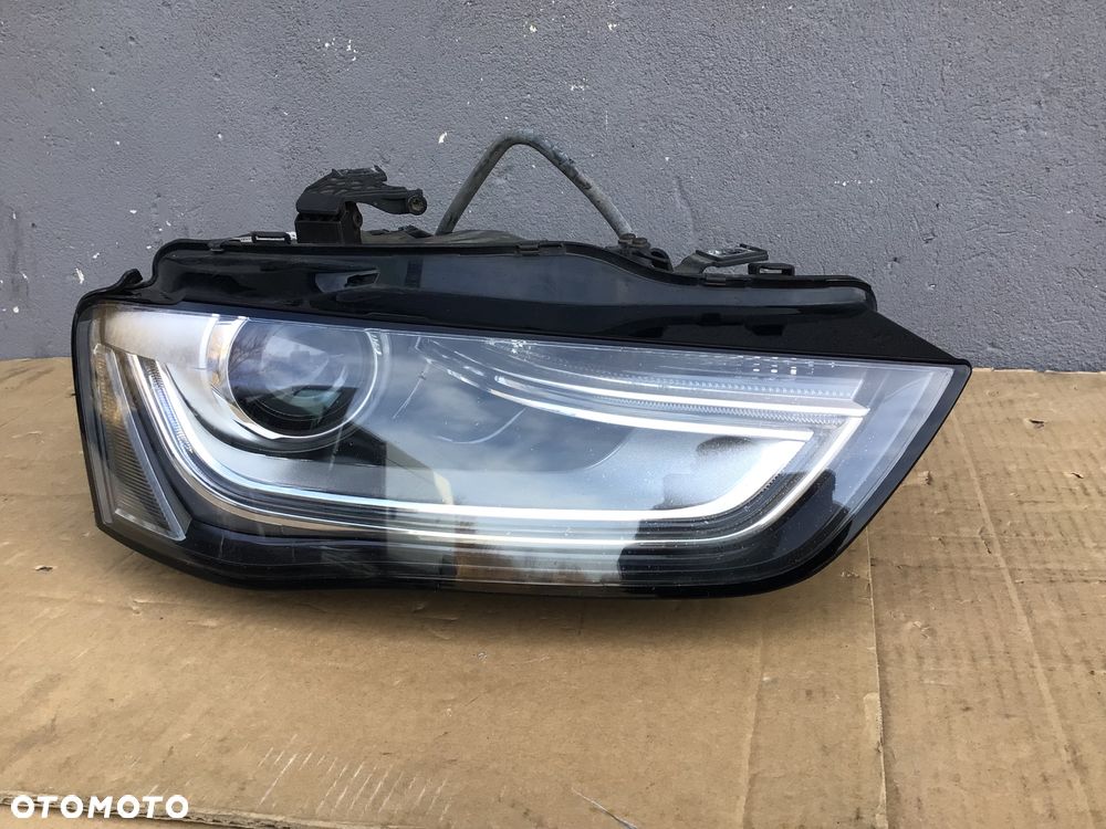 Lampa przednia prawa Audi A4 8K0 Lift Bi xenon nie skrętny - 1