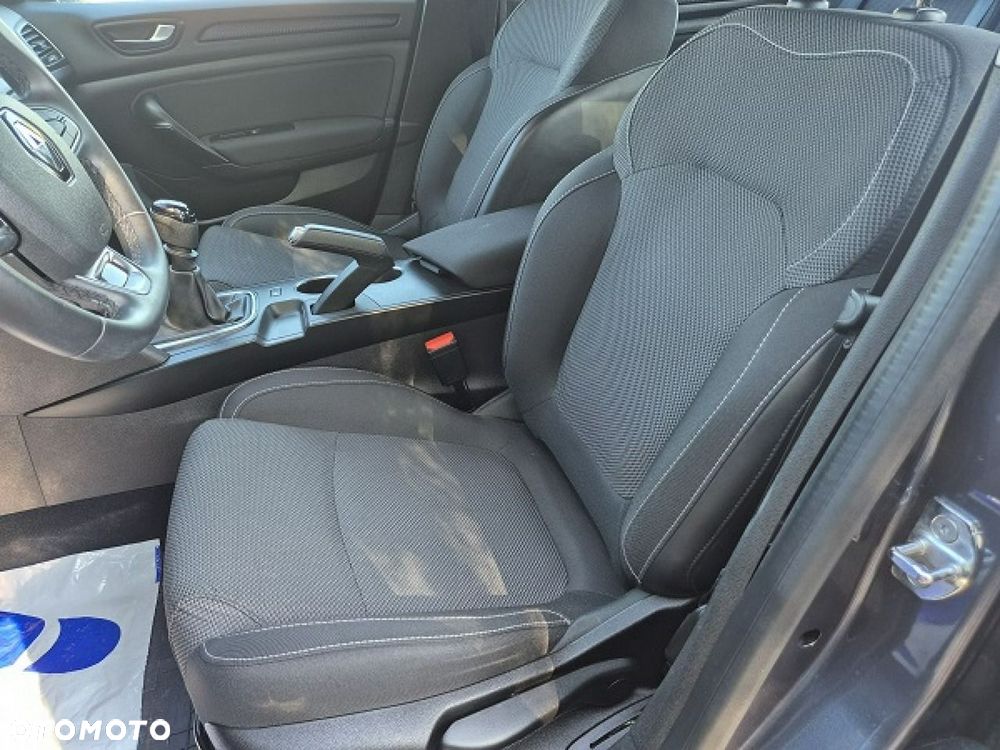 Renault Megane - 24