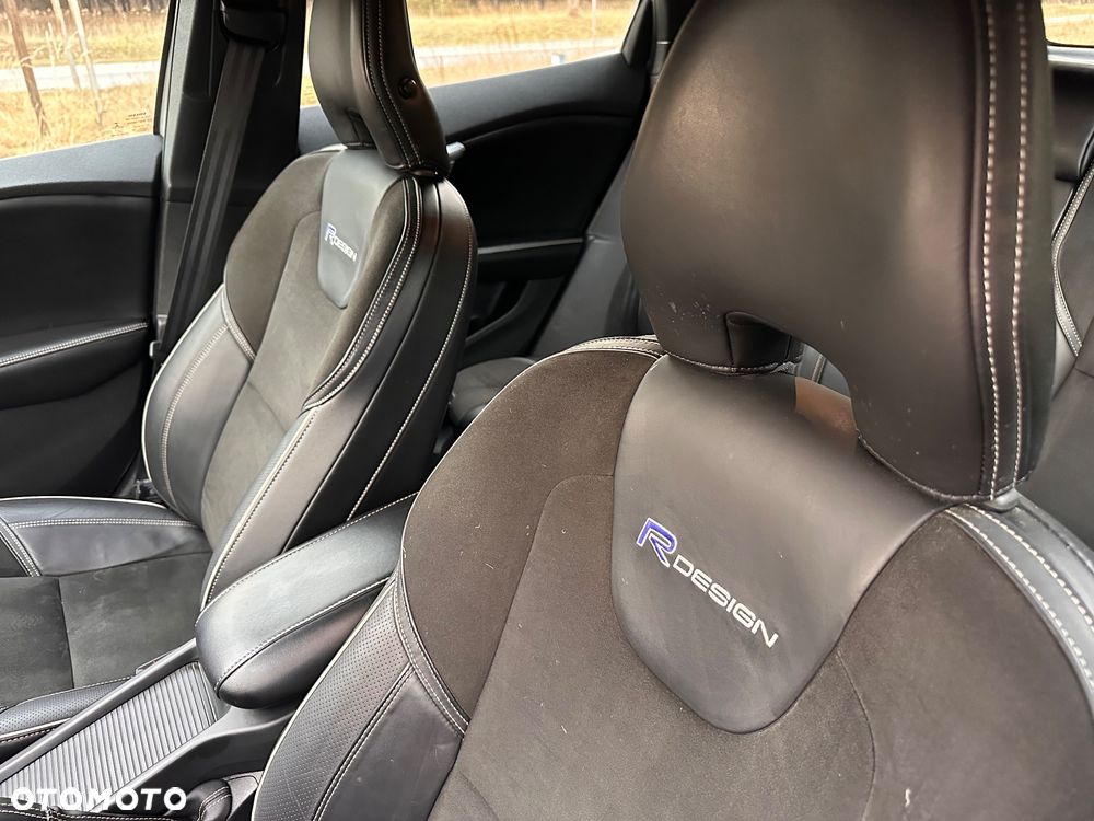 Volvo V40 D2 R Design - 18