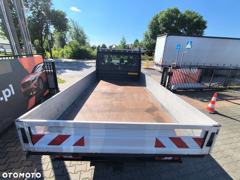 Ford Transit - 24
