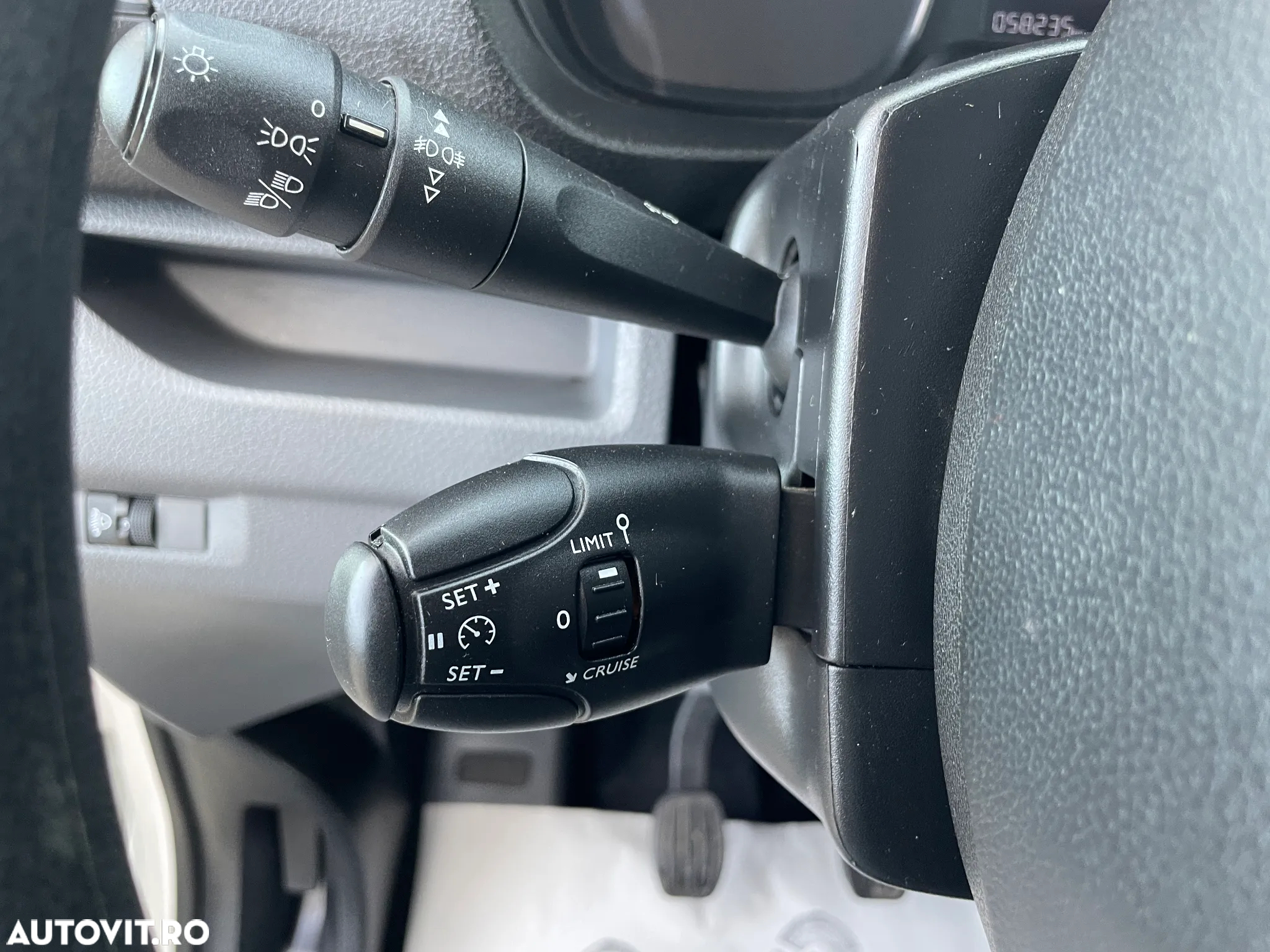 Peugeot Expert - 17