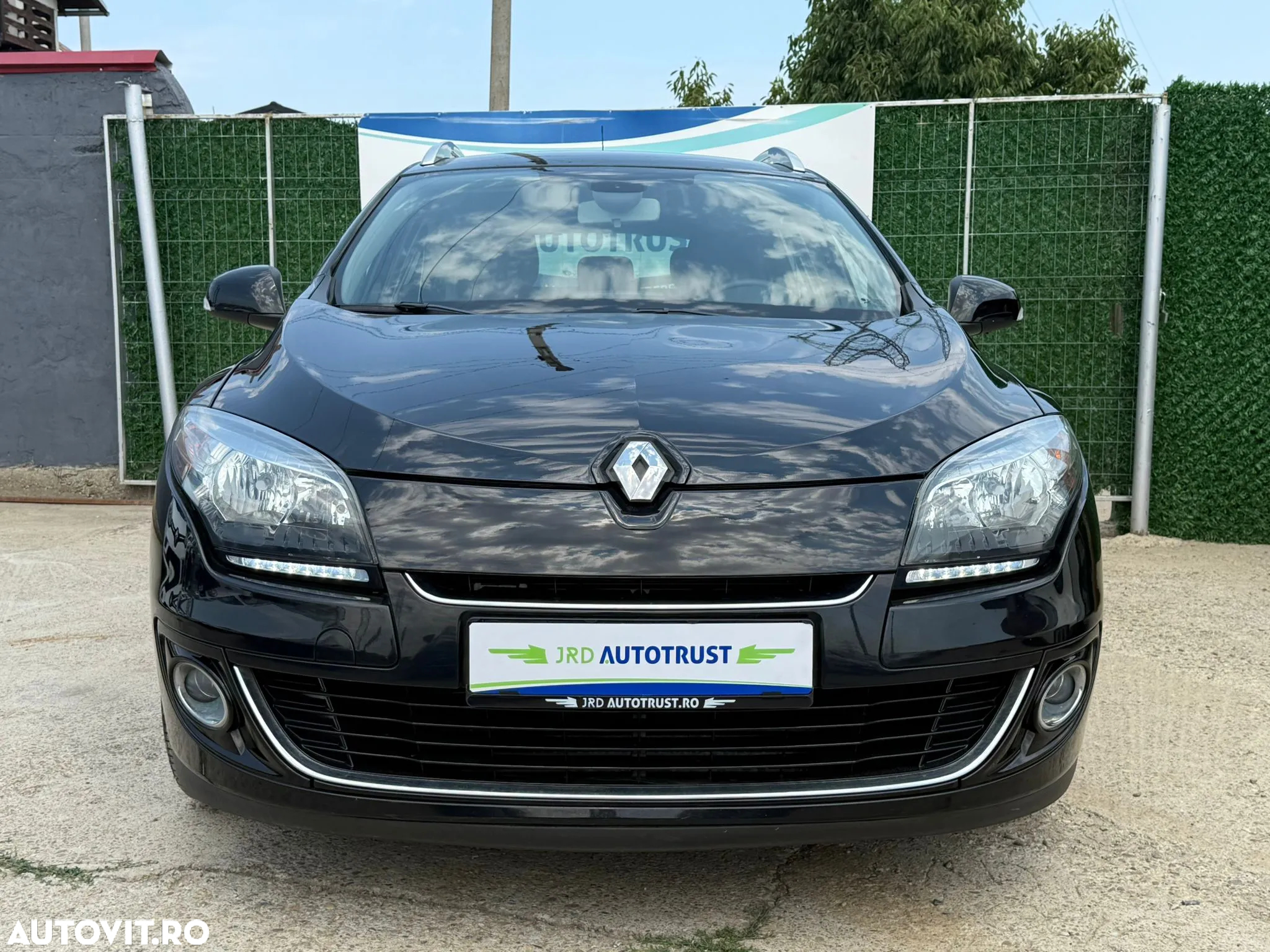 Renault Megane ENERGY dCi 110 Start & Stop Bose Edition - 3