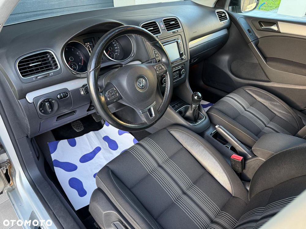 Volkswagen Golf - 5