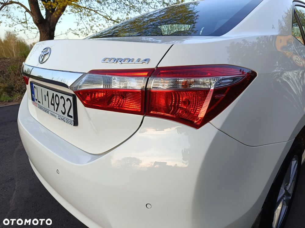 Toyota Corolla 1.4 D-4D Comfort - 23