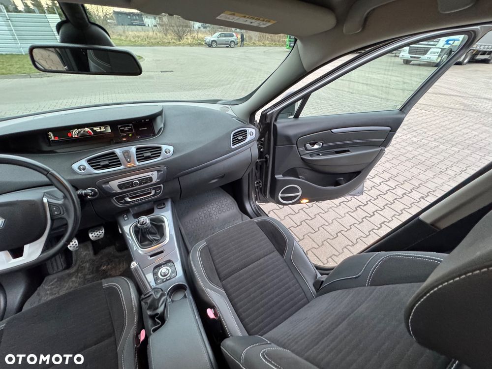 Renault Scenic Energy TCe 130 S&S Bose Edition - 14