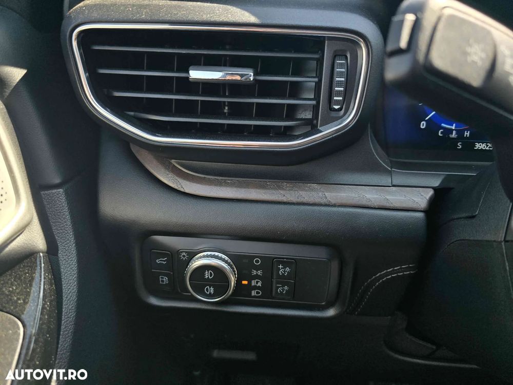 Ford Explorer - 18