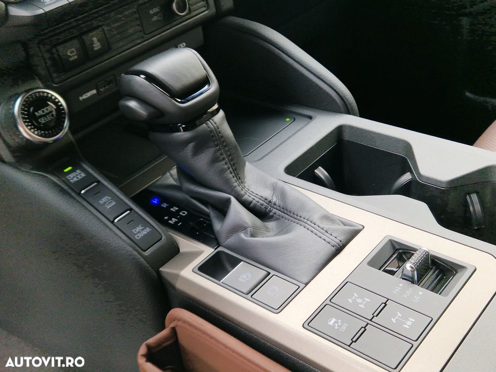 Toyota Land Cruiser 250 - 14