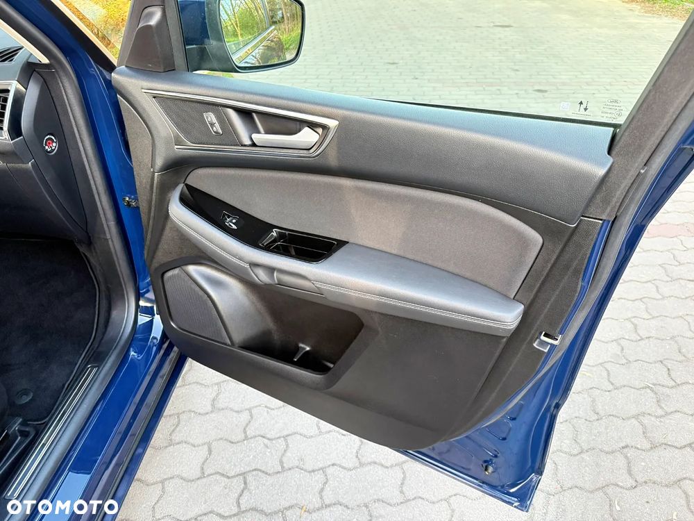 Ford S-Max 2.0 EcoBlue Titanium - 24