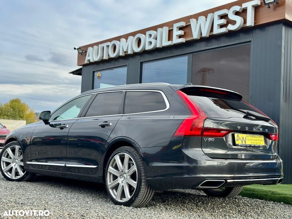 Volvo V90 D5 AWD Geartronic Momentum Pro - 3