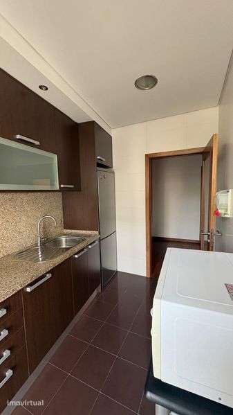 Apartamento T2- Em frente à casa de saúde da Boavista - Grande imagem: 4/11