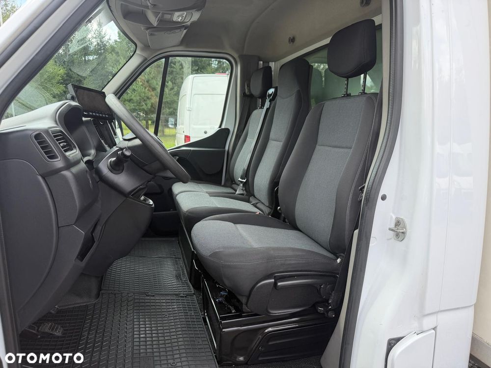 Renault NV400 / Master / Kontener / Winda / 2.3D / 165 KM / Hak / Kamera / FV23% - 25
