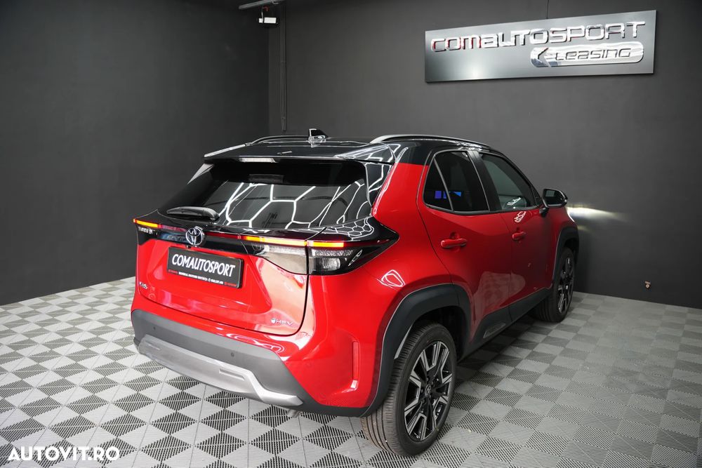 Toyota Yaris Cross 1.5 VVT-i HSD 4x2 Exclusive Adventure - 6