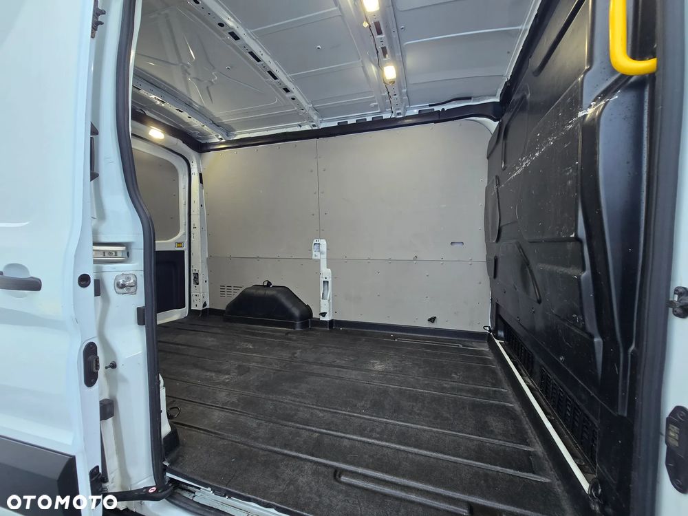 Ford TRANSIT EcoBlue Hybrid - 27