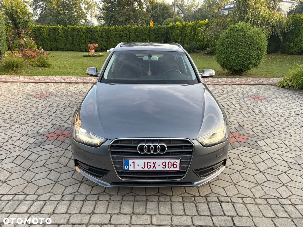 Audi A4 Avant 2.0 TDI Limited Edition - 9