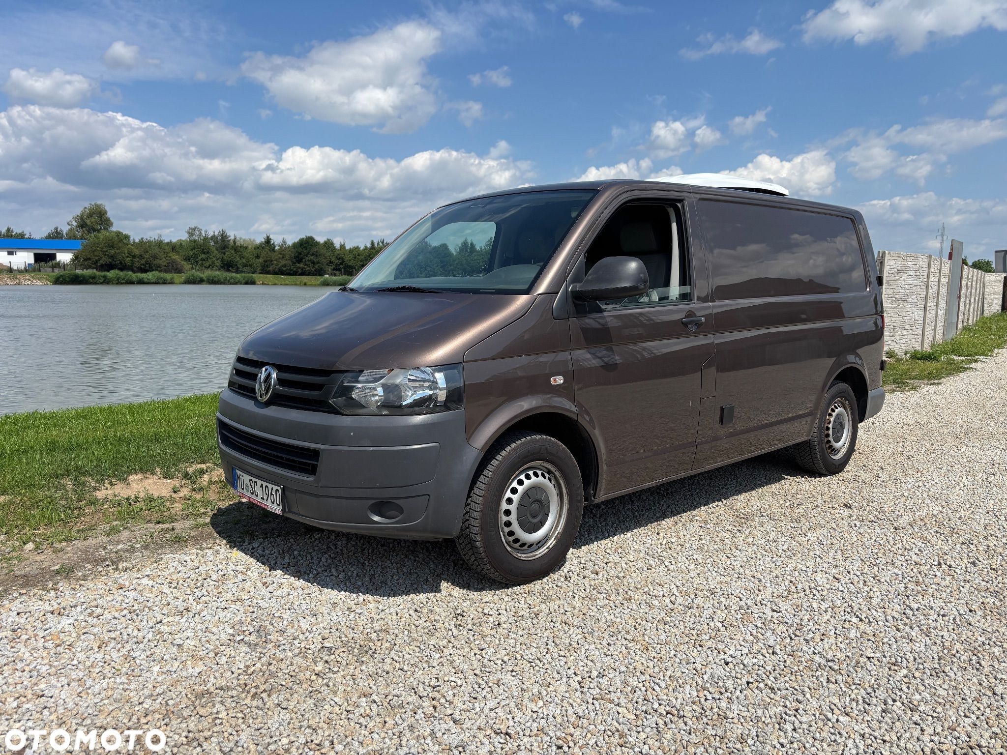 Volkswagen T5 - 1