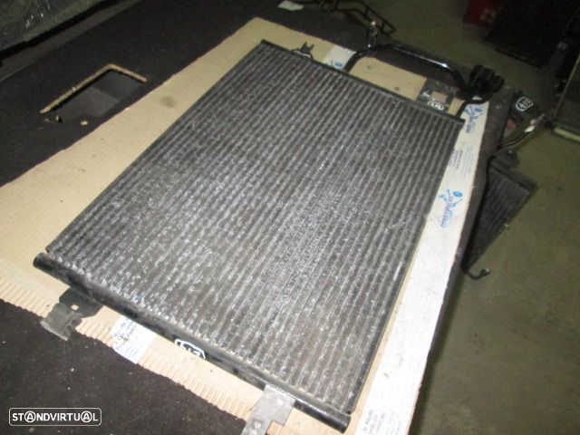 Radiador AC 8D0260401G VW PASSAT 2000 1,9TDI AUDI A6 2001 2.6TDI V6 USADO - 1
